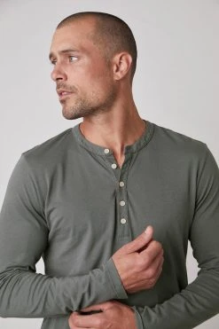 Velvet By Graham & Spencer Mens ALVARO COTTON JERSEY HENLEY