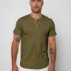 Velvet By Graham & Spencer Mens FULTON SHORT SLEEVE HENLEY