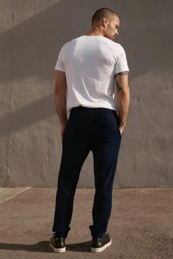 Velvet By Graham & Spencer CROSBY LUXE FLEECE JOGGER Mens