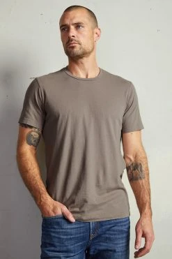 Velvet By Graham & Spencer HOWARD WHISPER CLASSIC CREW NECK TEE Mens