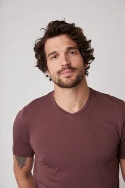 Velvet By Graham & Spencer SAMSEN WHISPER CLASSIC V-NECK TEE Mens 40 Velvet By Graham & Spencer SAMSEN WHISPER CLASSIC V-NECK TEE Mens