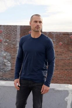 Velvet By Graham & Spencer SKEETER WHISPER CLASSIC CREW NECK TEE