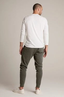 Velvet By Graham & Spencer CASON JASPE SHERPA JOGGER Mens