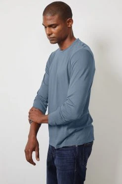 Velvet By Graham & Spencer SKEETER WHISPER CLASSIC CREW NECK TEE Mens