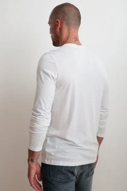 Velvet By Graham & Spencer SKEETER WHISPER CLASSIC CREW NECK TEE