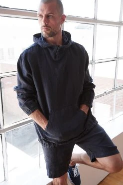 Velvet By Graham & Spencer MAXWELL LINEN SHORT