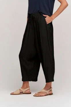 Velvet By Graham & Spencer GINNY LINEN PANT Womens