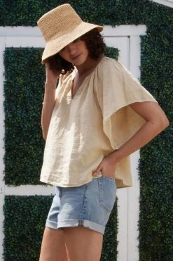 Velvet By Graham & Spencer CHIC CROCHET BUCKET HAT Womens