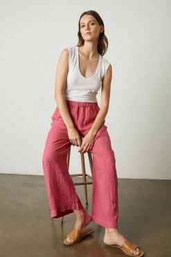 Velvet By Graham & Spencer ESTINA GAUZY WHISPER FITTED TANK TOP