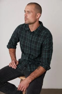 Velvet By Graham & Spencer Mens ALAIN PLAID BUTTON-UP SHIRT