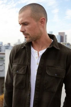 Velvet By Graham & Spencer BRYSON PLAID BUTTON-UP Mens