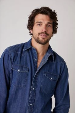 Velvet By Graham & Spencer WAYNE DENIM BUTTON-UP SHIRT Mens
