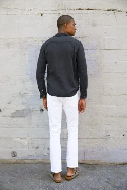 Velvet By Graham & Spencer Mens ELTON COTTON WOVEN BUTTON-UP SHIRT