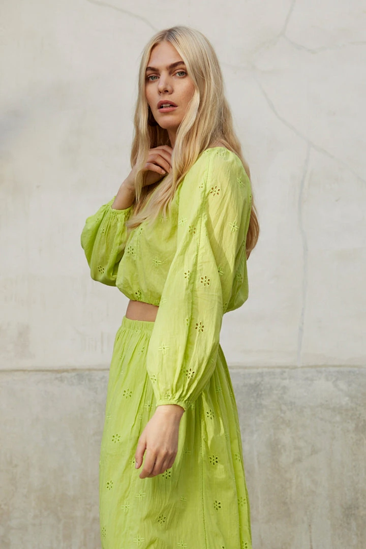 Velvet By Graham & Spencer Womens YARA COTTON EYELET CROP TOP 4 Velvet By Graham & Spencer Womens YARA COTTON EYELET CROP TOP