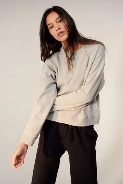Velvet By Jenny Graham YNEZ SWEATSHIRT Womens