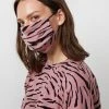 Velvet By Graham & Spencer Womens VIENA PRINTED FACE MASK